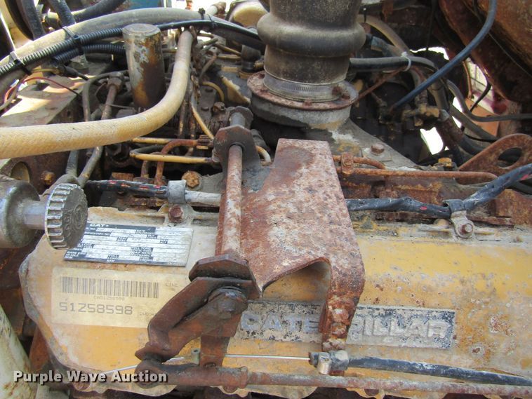 image for item GQ9093 1986 Ford L8000  propane delivery truck