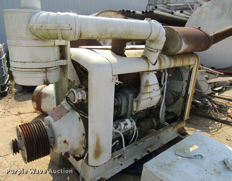 image for item GQ9094 Detroit Diesel six cylinder diesel engine