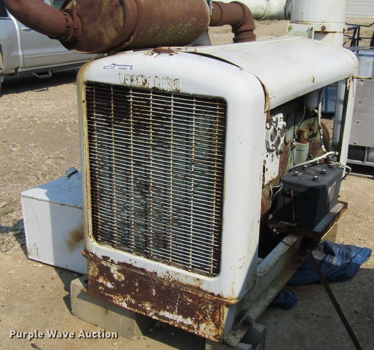 image for item GQ9094 Detroit Diesel six cylinder diesel engine