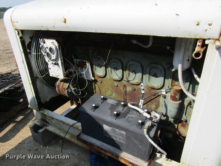 image for item GQ9094 Detroit Diesel six cylinder diesel engine