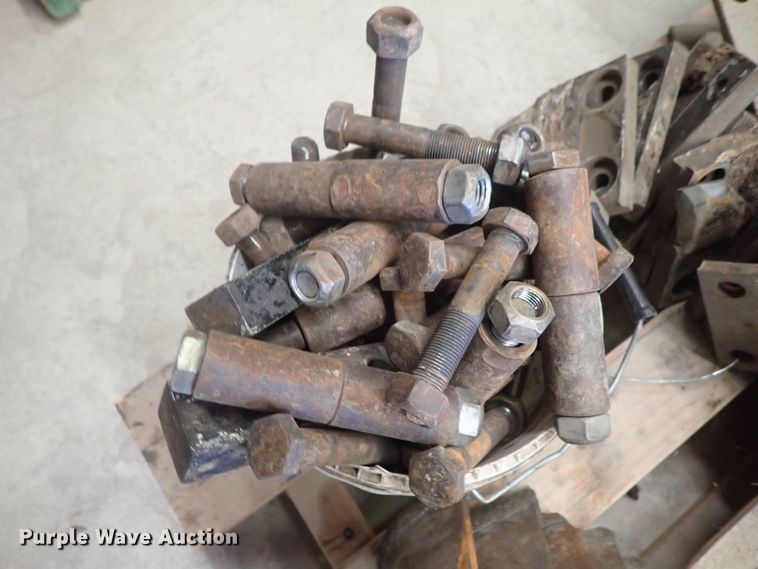 image for item GV9625 (2) trencher chains