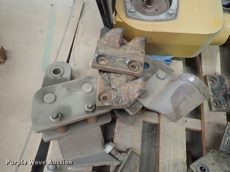 image for item GV9625 (2) trencher chains