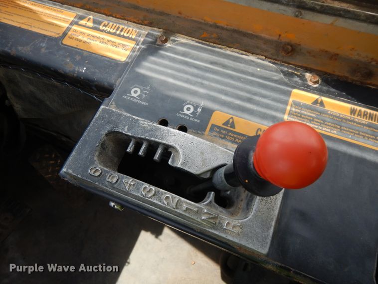 image for item HA9393 1980 John Deere 862  conventional scraper