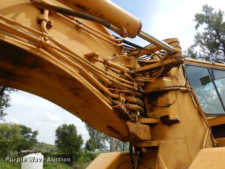 image for item HA9393 1980 John Deere 862  conventional scraper