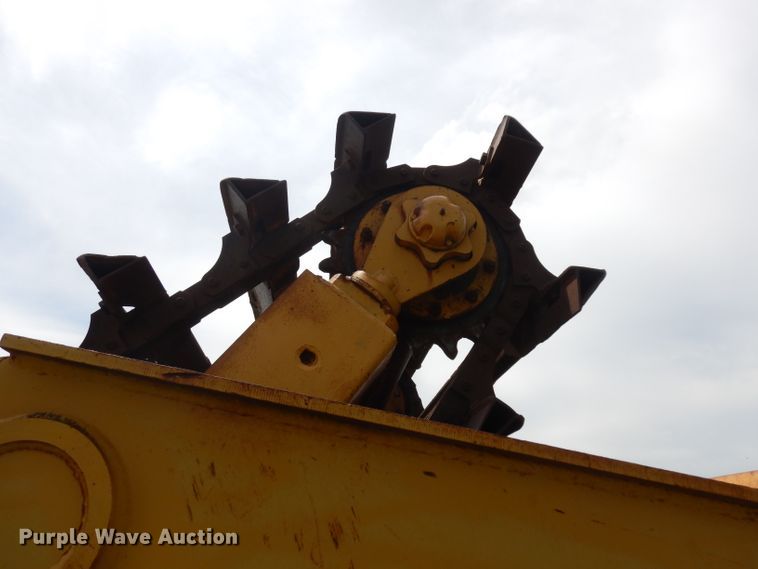 image for item HA9393 1980 John Deere 862  conventional scraper