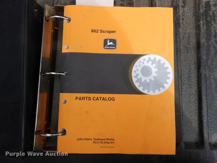 image for item HA9393 1980 John Deere 862  conventional scraper