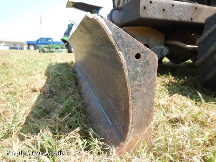 image for item HA9411 2004 Ditch Witch RT40  trencher