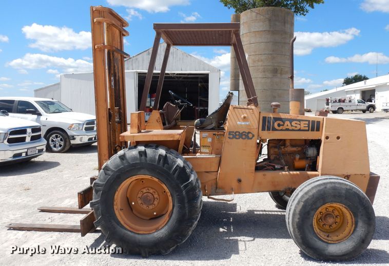 image for item HA9422 Case 586D  forklift
