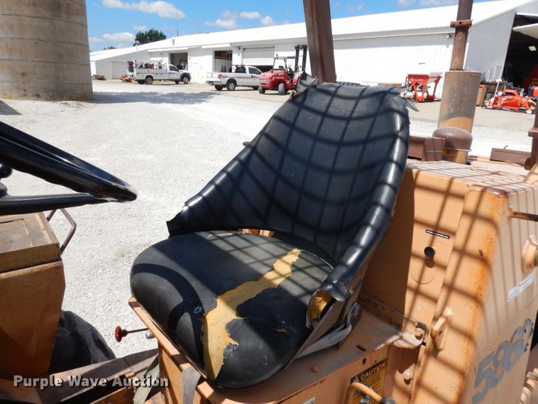 image for item HA9422 Case 586D  forklift