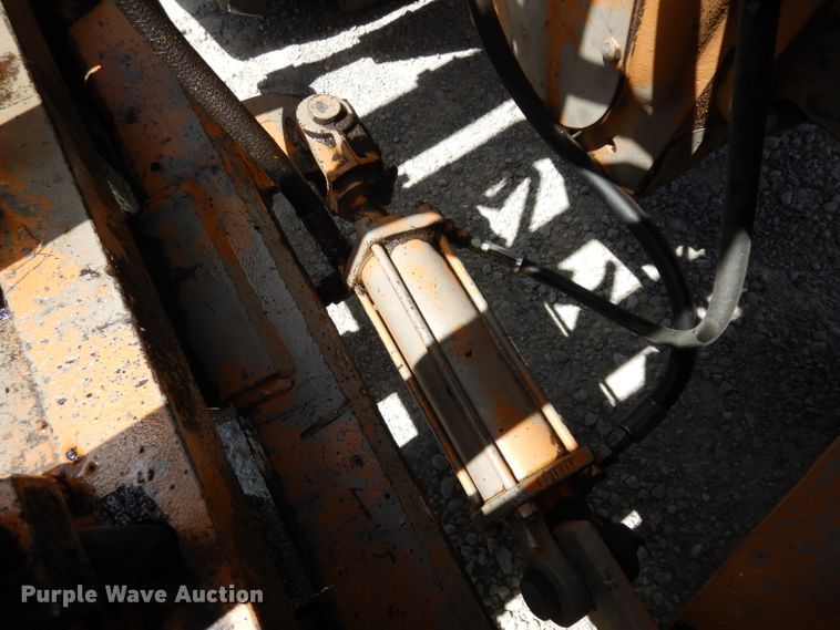 image for item HA9422 Case 586D  forklift