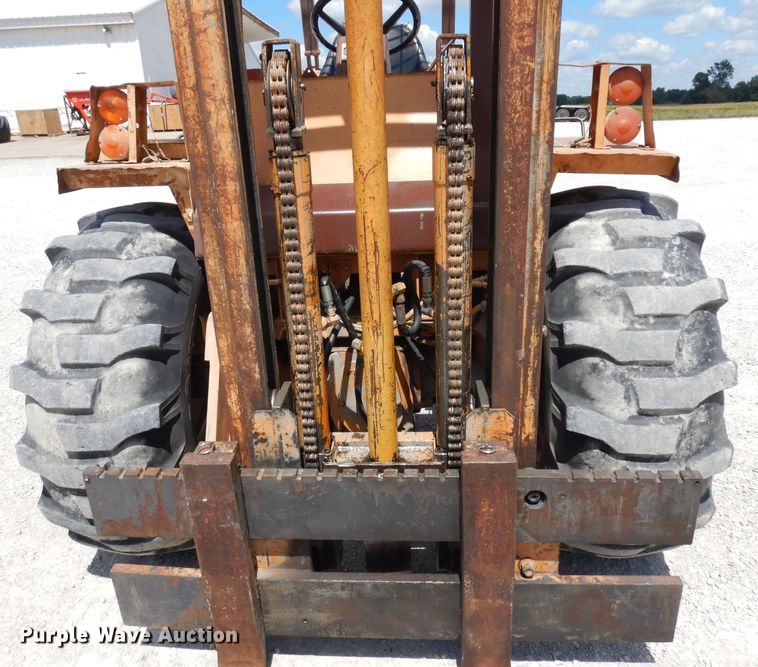 image for item HA9422 Case 586D  forklift