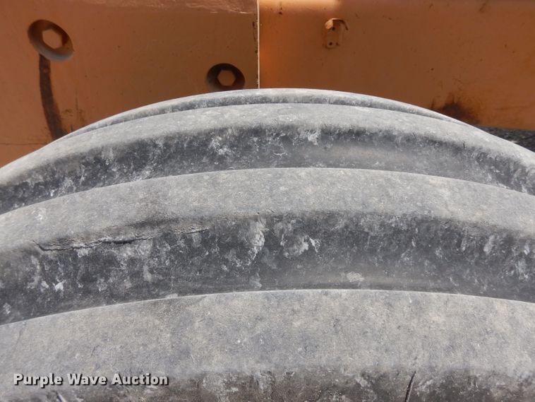 image for item HA9422 Case 586D  forklift