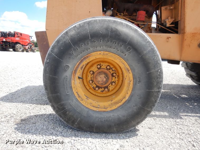 image for item HA9422 Case 586D  forklift