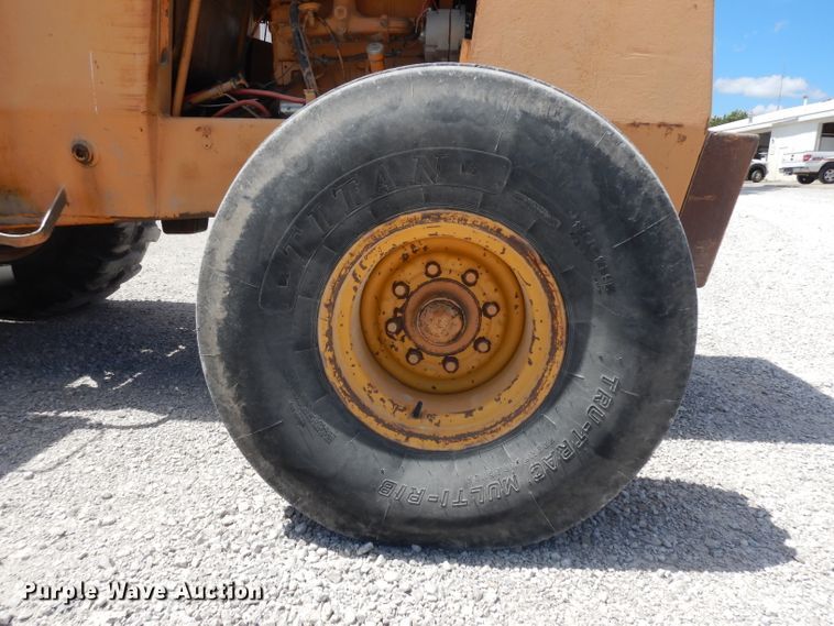 image for item HA9422 Case 586D  forklift