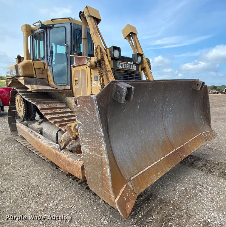image for item HA9546 1998 Caterpillar D6R XL dozer