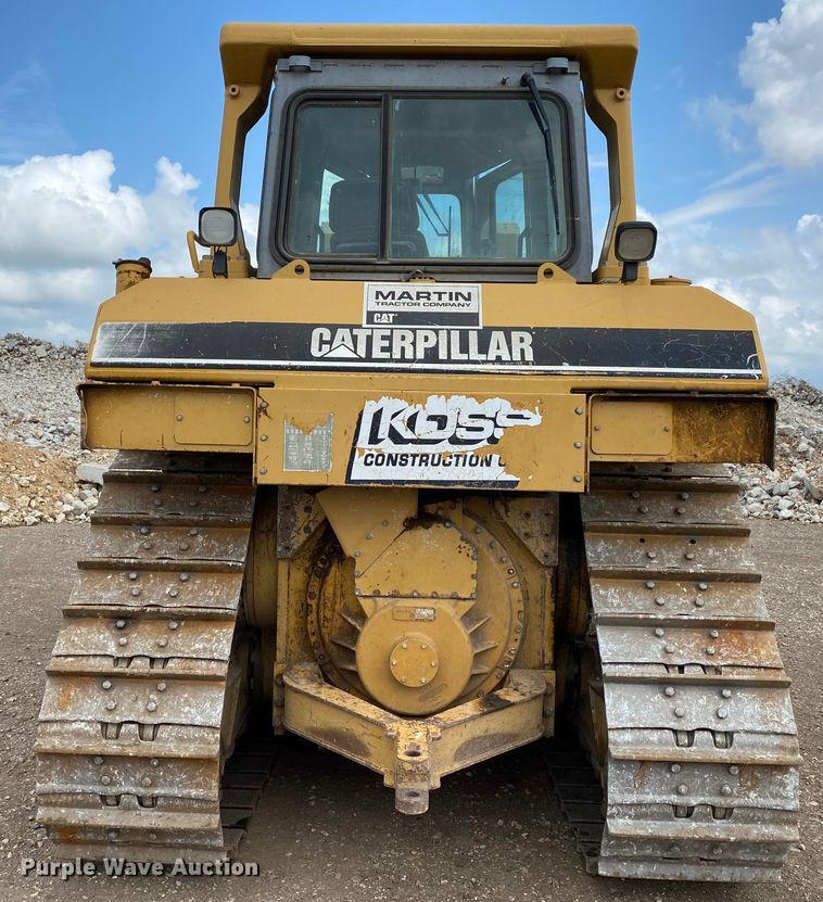 image for item HA9546 1998 Caterpillar D6R XL dozer