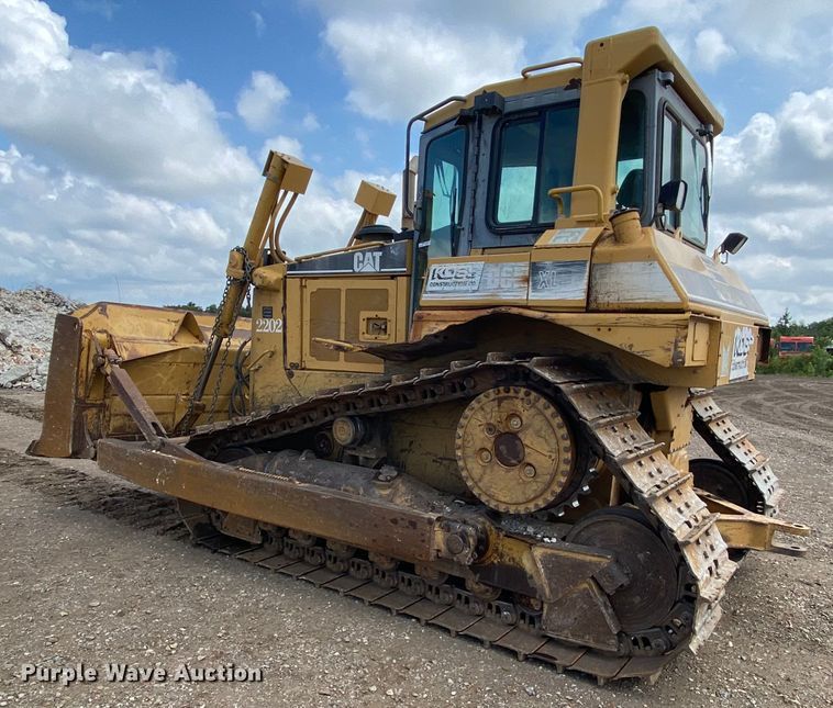 image for item HA9546 1998 Caterpillar D6R XL dozer