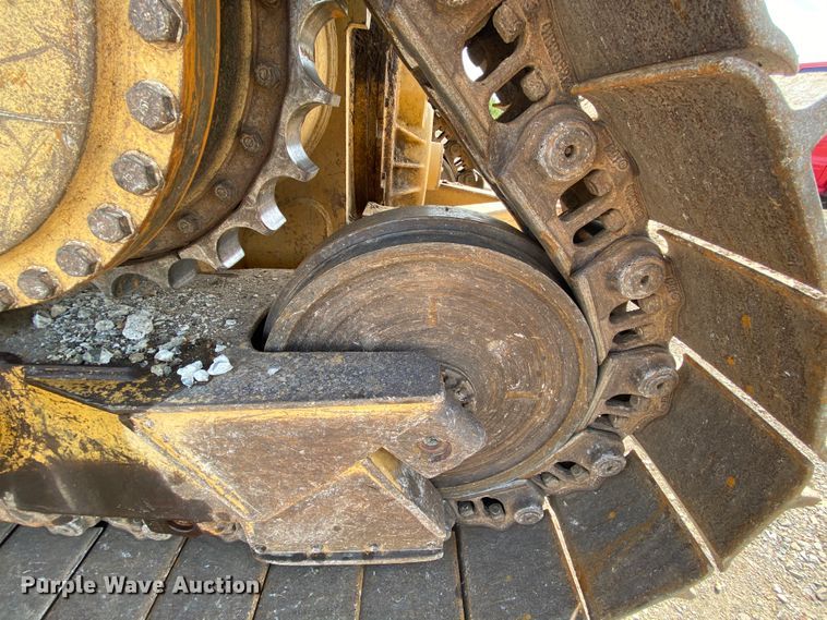 image for item HA9546 1998 Caterpillar D6R XL dozer