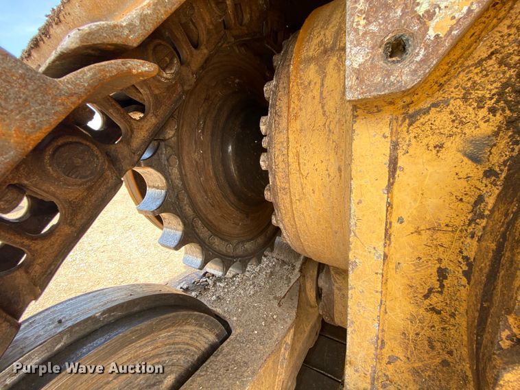 image for item HA9546 1998 Caterpillar D6R XL dozer