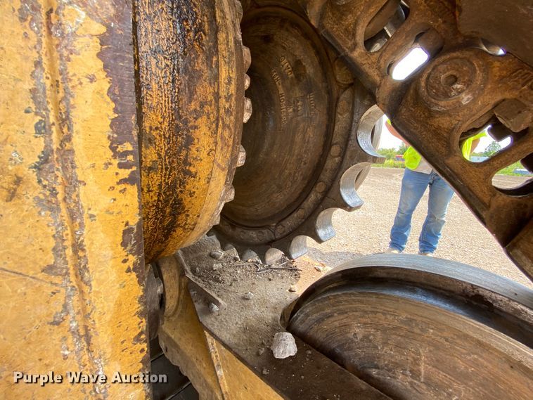 image for item HA9546 1998 Caterpillar D6R XL dozer