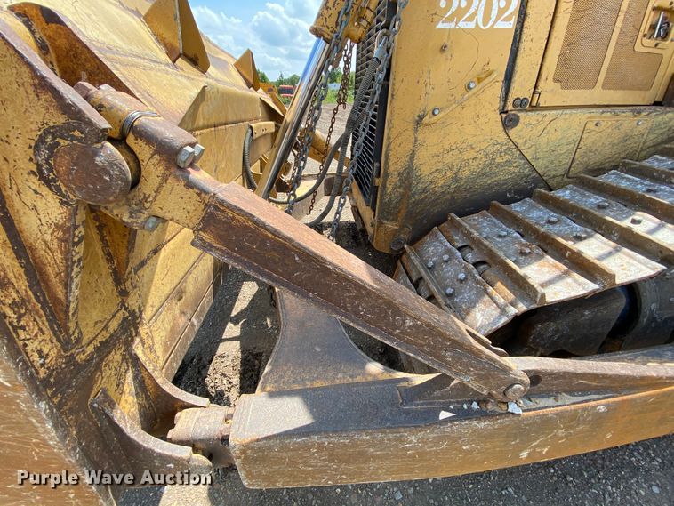 image for item HA9546 1998 Caterpillar D6R XL dozer