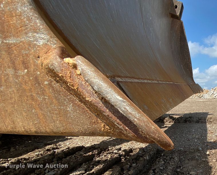 image for item HA9546 1998 Caterpillar D6R XL dozer