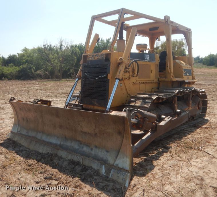 image for item HB9380 1993 Caterpillar D6E  dozer