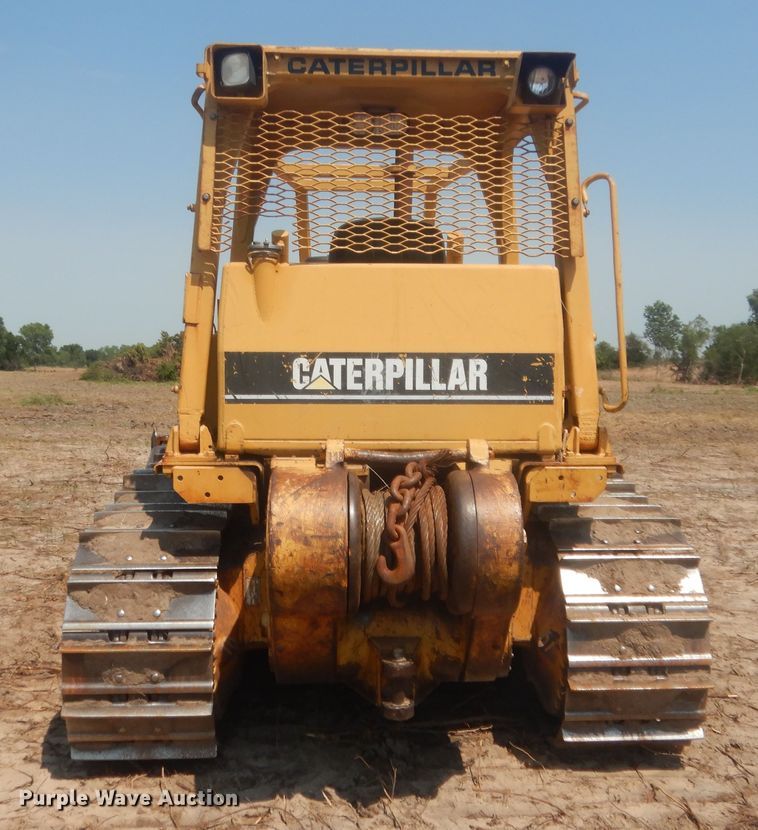 image for item HB9380 1993 Caterpillar D6E  dozer