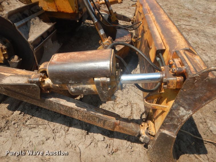 image for item HB9380 1993 Caterpillar D6E  dozer