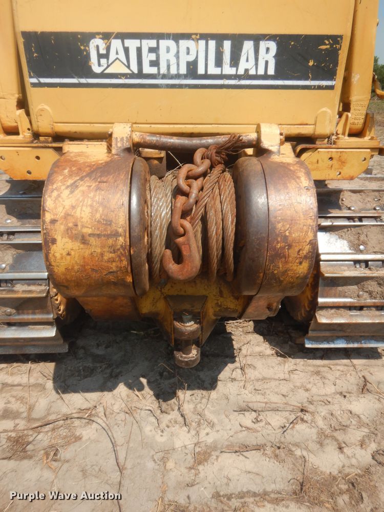 image for item HB9380 1993 Caterpillar D6E  dozer