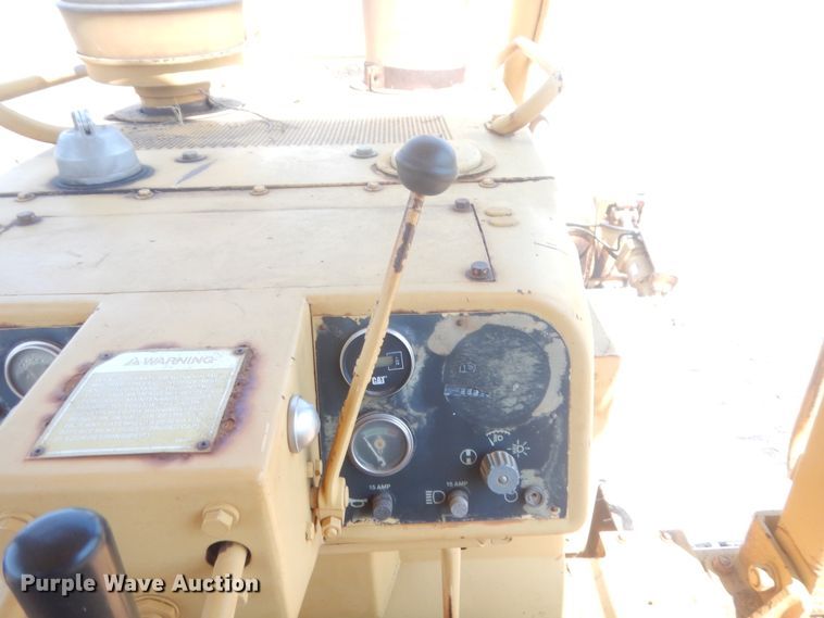 image for item HB9380 1993 Caterpillar D6E  dozer