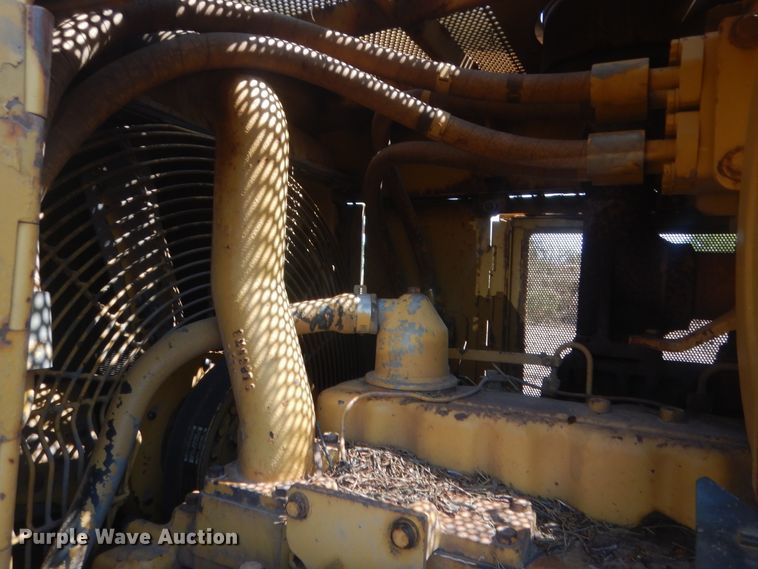 image for item HB9380 1993 Caterpillar D6E  dozer