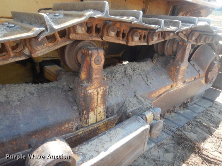 image for item HB9380 1993 Caterpillar D6E  dozer