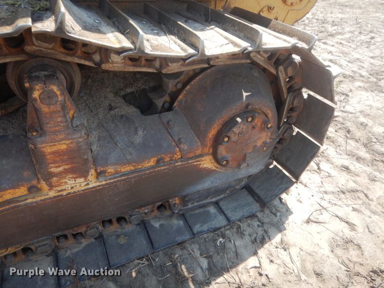 image for item HB9380 1993 Caterpillar D6E  dozer