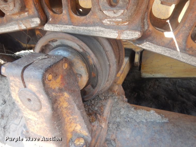 image for item HB9380 1993 Caterpillar D6E  dozer