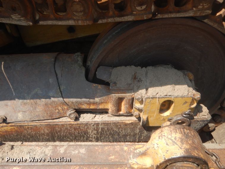 image for item HB9380 1993 Caterpillar D6E  dozer
