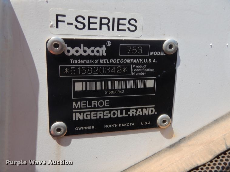 image for item HB9455 2000 Bobcat 753  skid steer loader