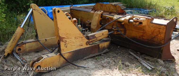 image for item HJ9538 13'W straight dozer blade