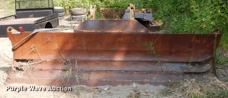 image for item HJ9538 13'W straight dozer blade