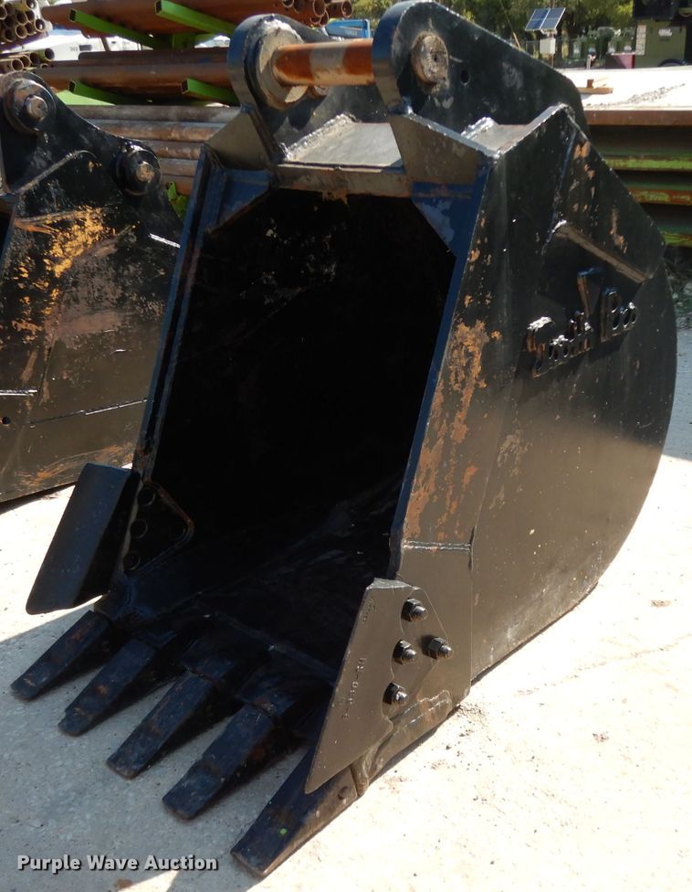 image for item HR9548 Tooth Pro 20FB36 36"W excavator bucket