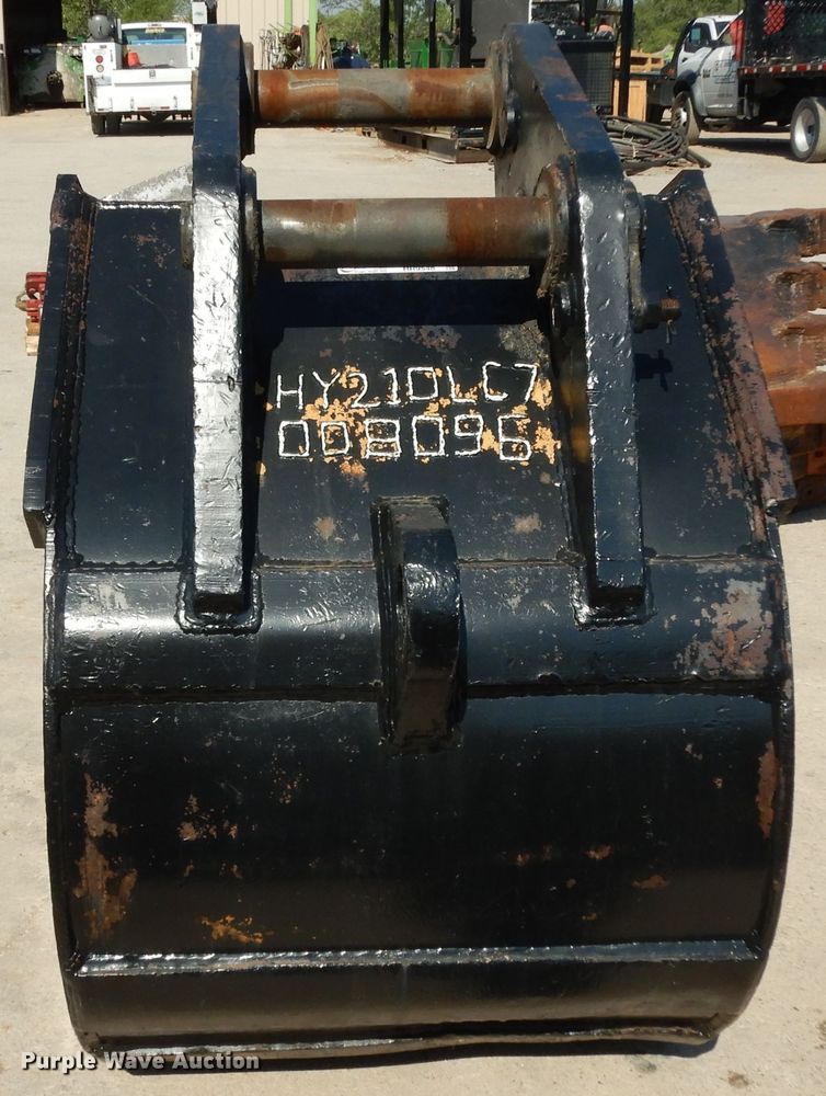 image for item HR9548 Tooth Pro 20FB36 36"W excavator bucket