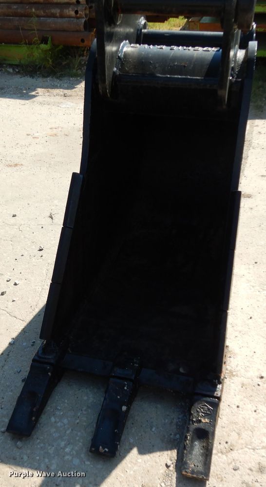 image for item HR9550 Strickland PC15024 24"W excavator bucket