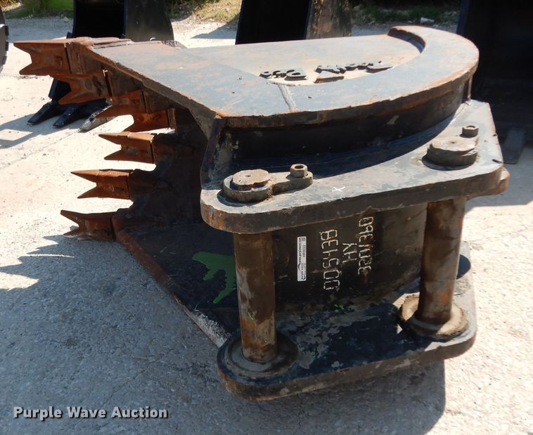 image for item HR9552 Tooth Pro 40RB36 37"W excavator bucket