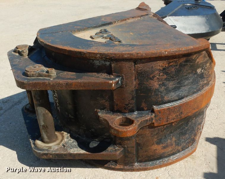 image for item HR9552 Tooth Pro 40RB36 37"W excavator bucket