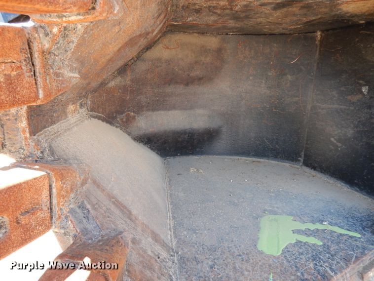 image for item HR9552 Tooth Pro 40RB36 37"W excavator bucket