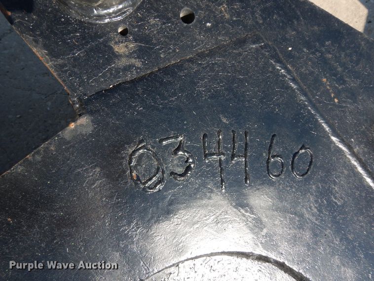 image for item HR9553 Adco 30V26 25"W excavator bucket