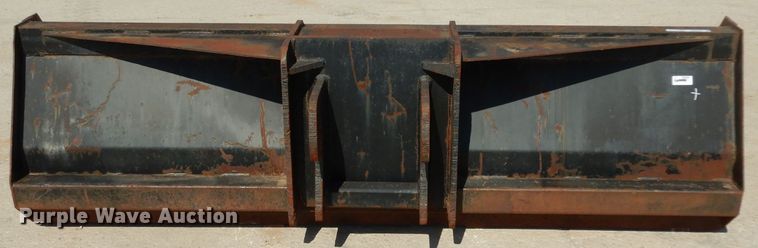 image for item HR9554 Metric 19743 105"W loader bucket