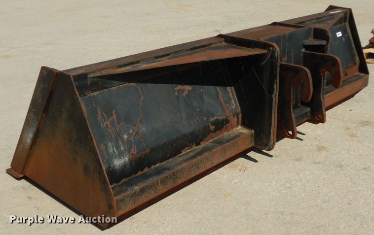 image for item HR9554 Metric 19743 105"W loader bucket