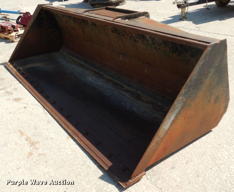 image for item HR9554 Metric 19743 105"W loader bucket