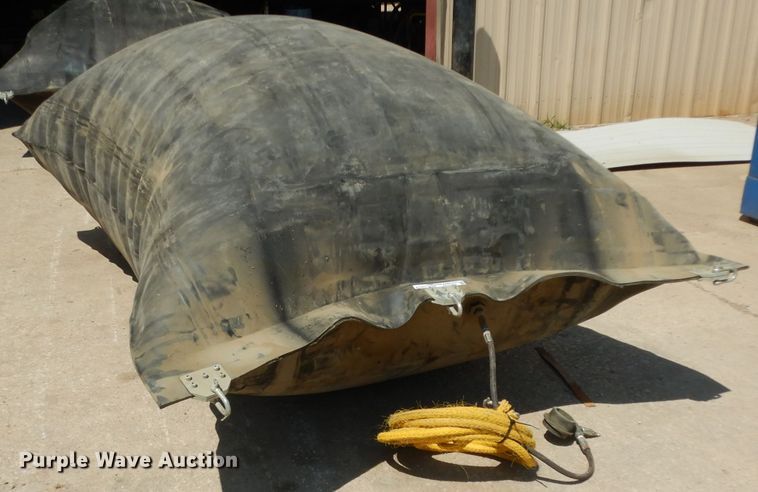 image for item HR9560 Sava 48-64 pillow pipe plug